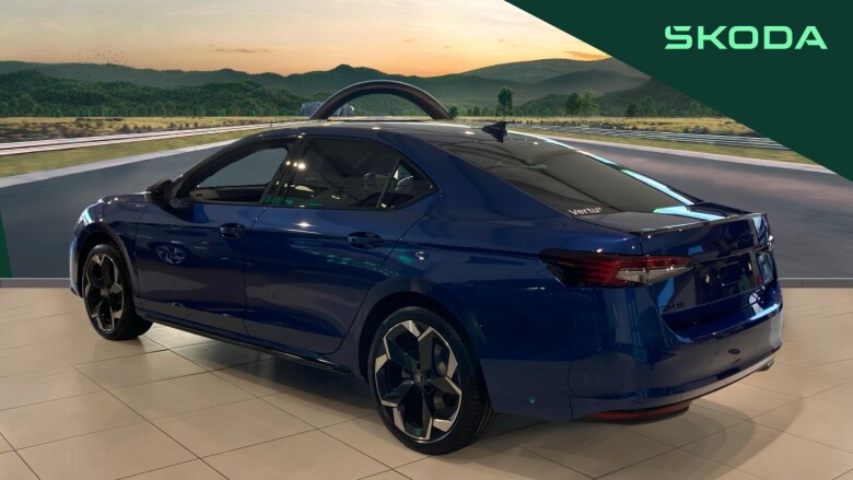 Skoda Superb 1.5 TSI e-TEC Sportline 5dr DSG Petrol Hatchback